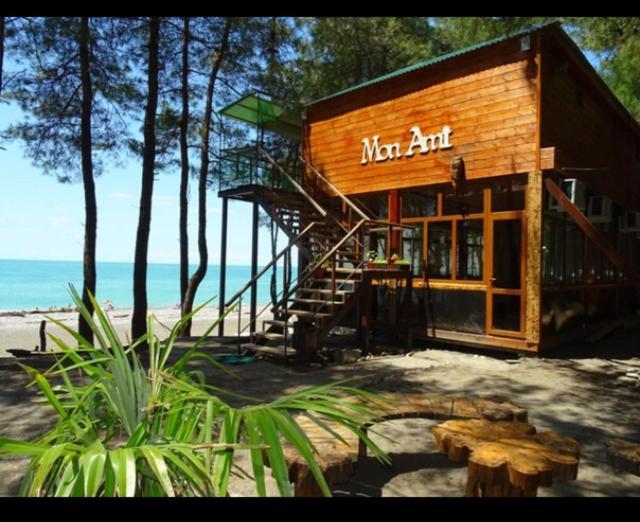 Mon Ami Hotel 2 Pizunda Ngoại thất bức ảnh